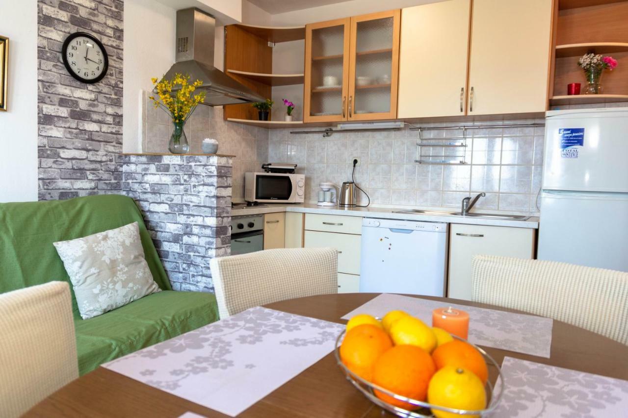 Appartement Antonio à Kaštela Extérieur photo